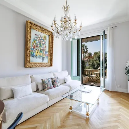 Apartament Apparemment Au Centre De Nicea