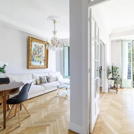 Apartament Apparemment Au Centre De